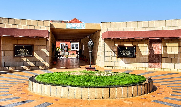 shyamji-krishna-memorial