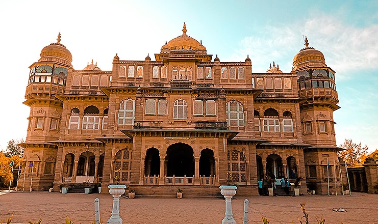 vijay-vilas-palace